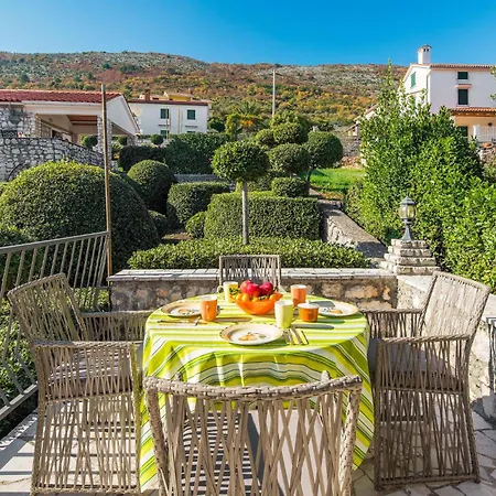 1 Bedroom Pet Friendly In Ravni